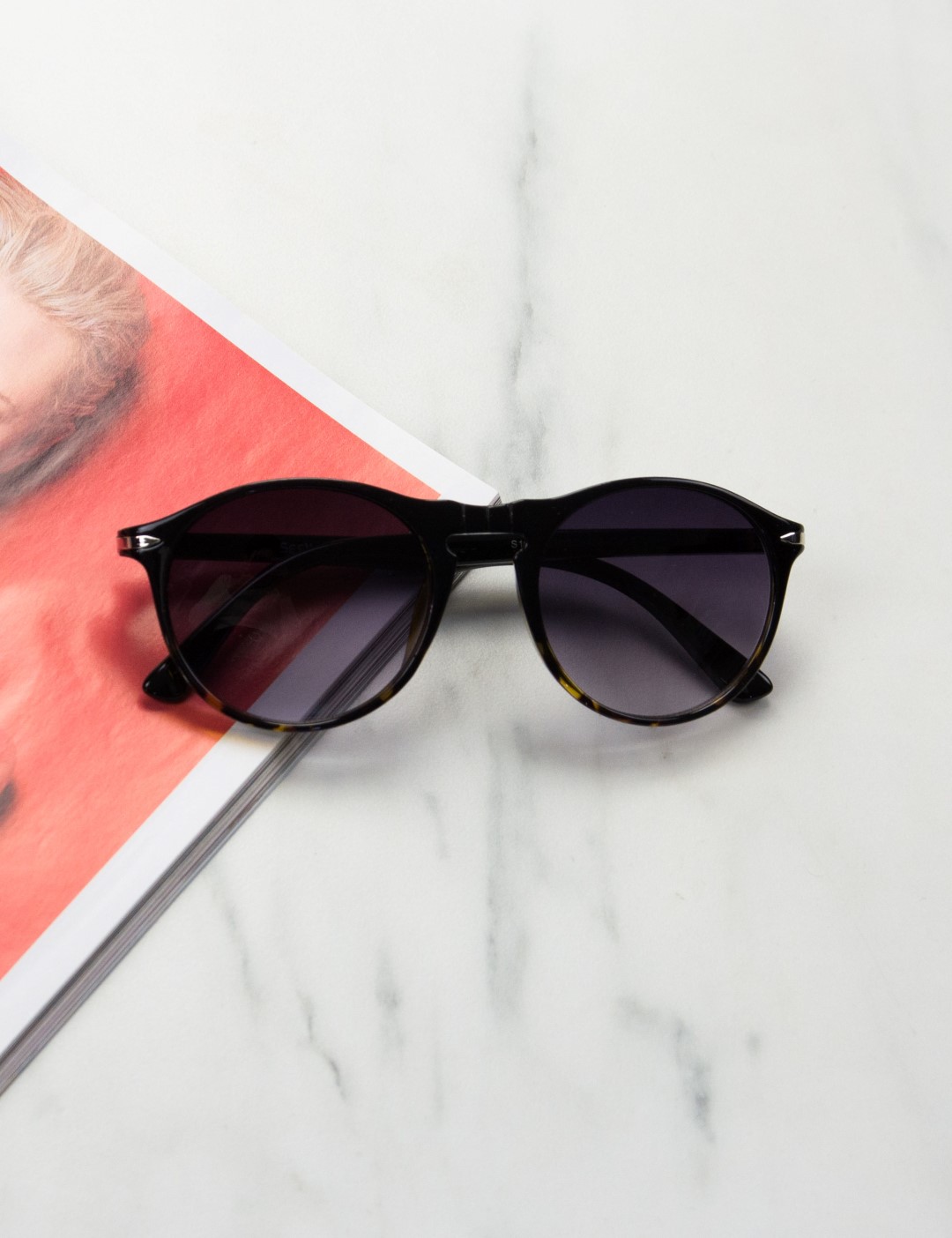 Γυναικεία μαύρα λεοπάρ γυαλιά ηλίου κοκκάλινα Luxury S1114R